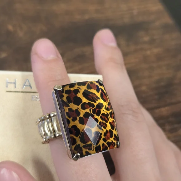 BOGO💖HANNAH Essentials Leopard Print Adjustable Ring - Picture 4 of 4